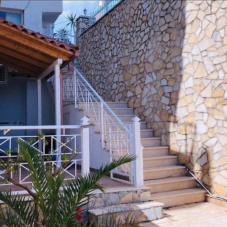 Apartments On The Beach Sarandë 外观 照片
