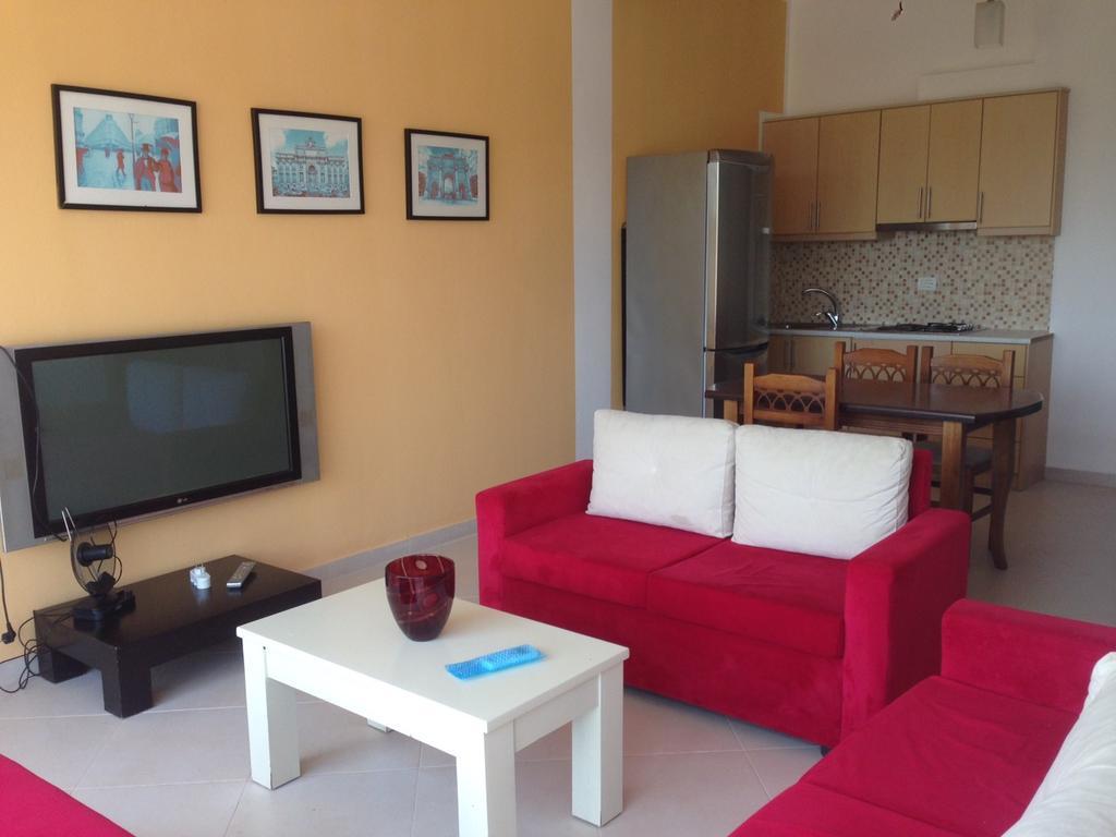 Apartments On The Beach Sarandë 外观 照片