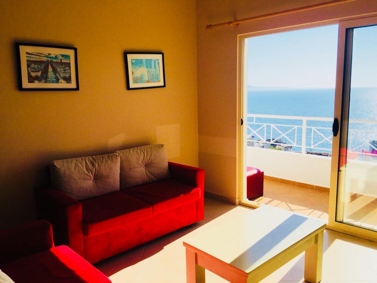 Apartments On The Beach Sarandë 外观 照片