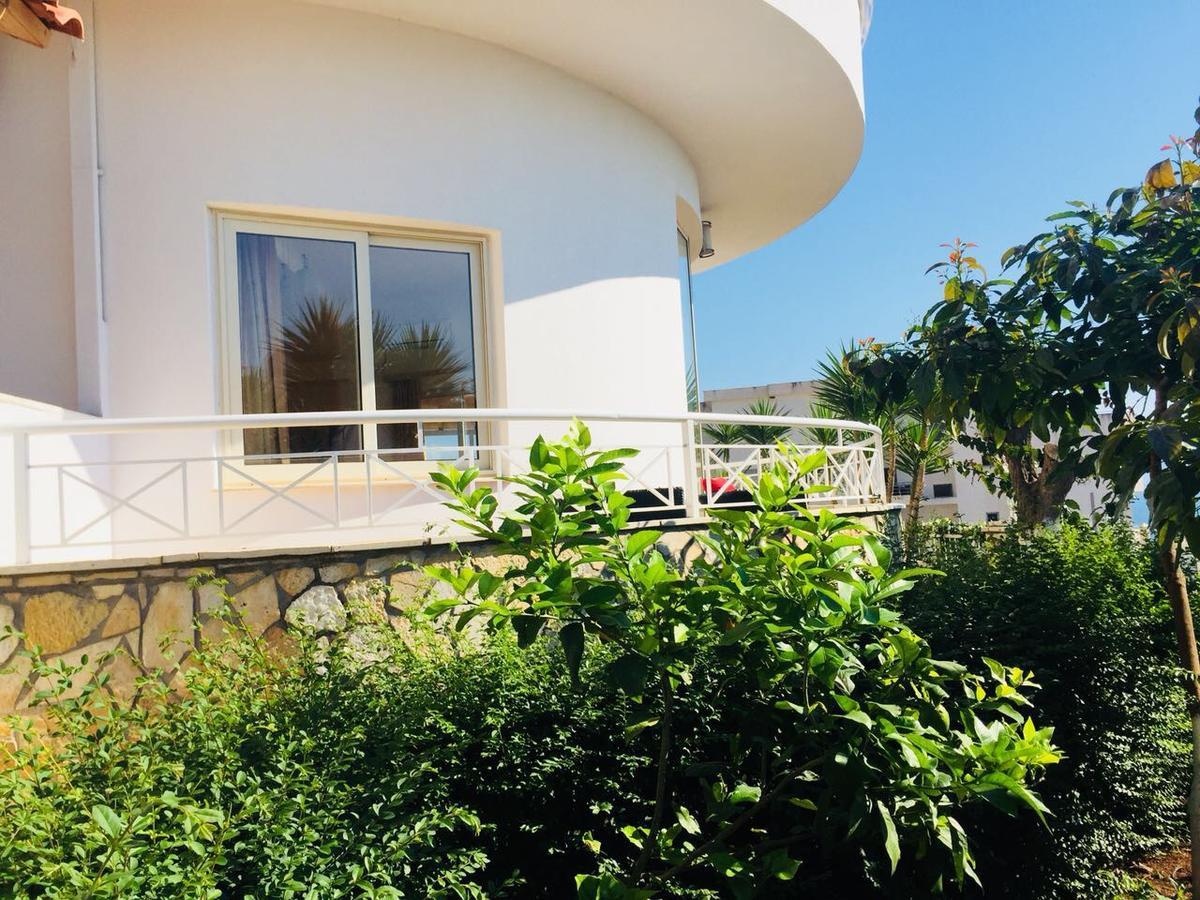 Apartments On The Beach Sarandë 外观 照片