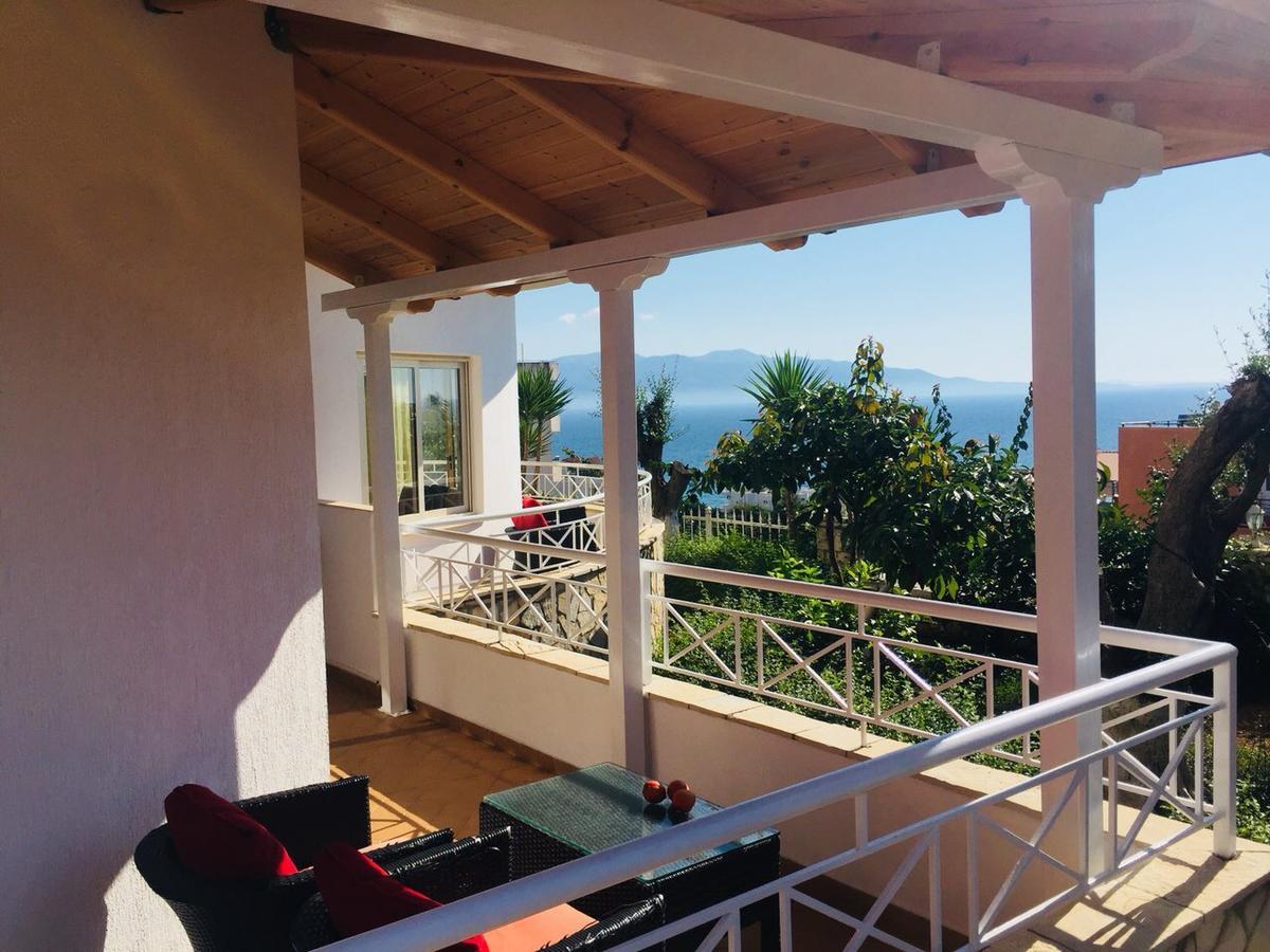Apartments On The Beach Sarandë 外观 照片
