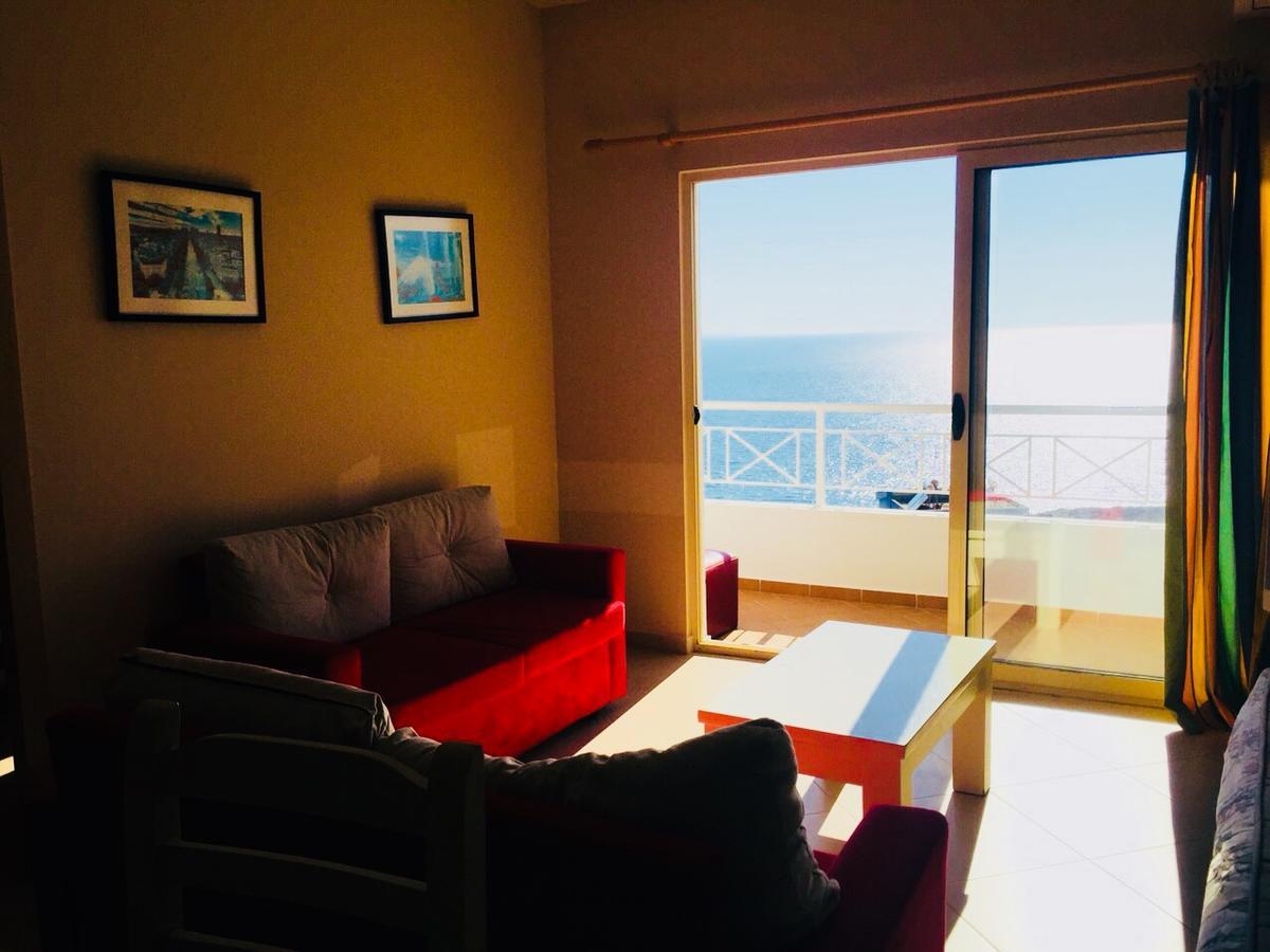 Apartments On The Beach Sarandë 外观 照片