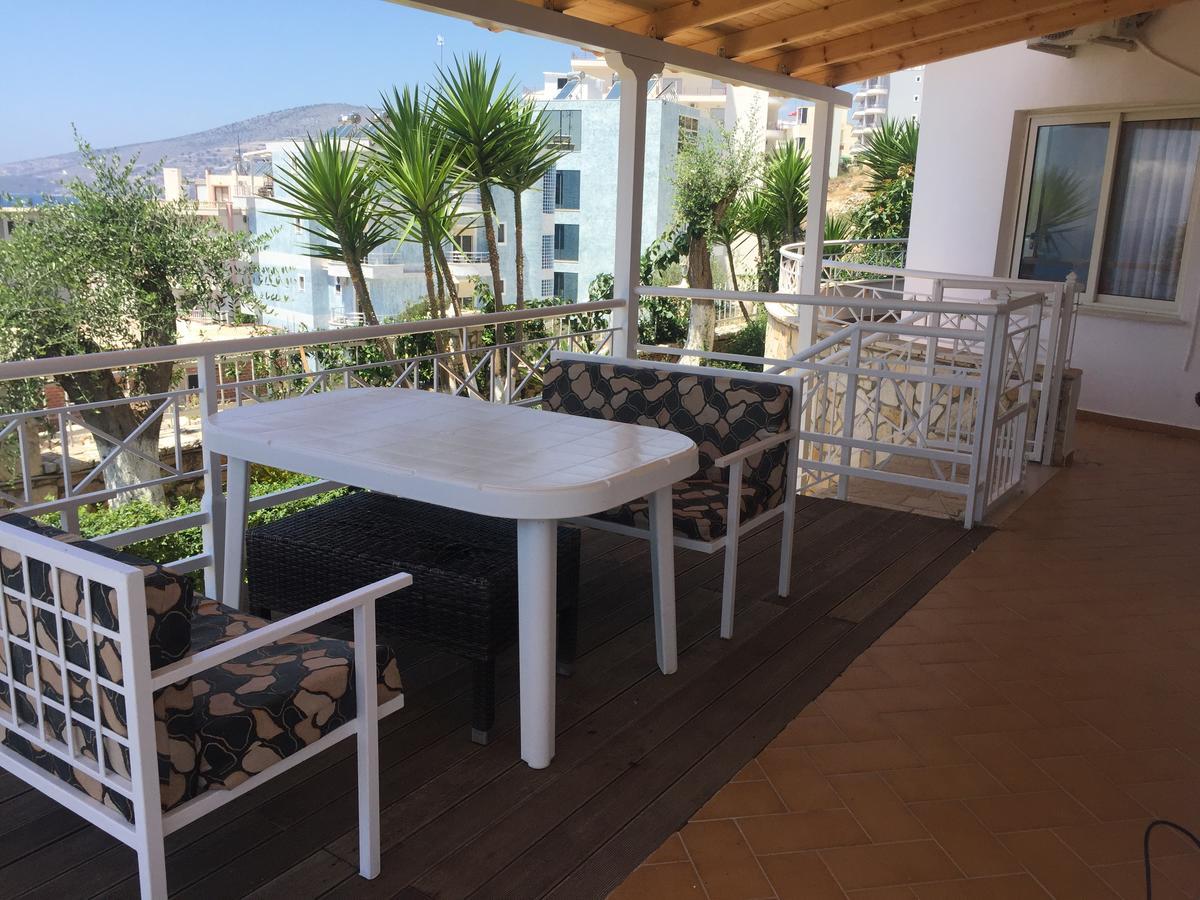 Apartments On The Beach Sarandë 外观 照片