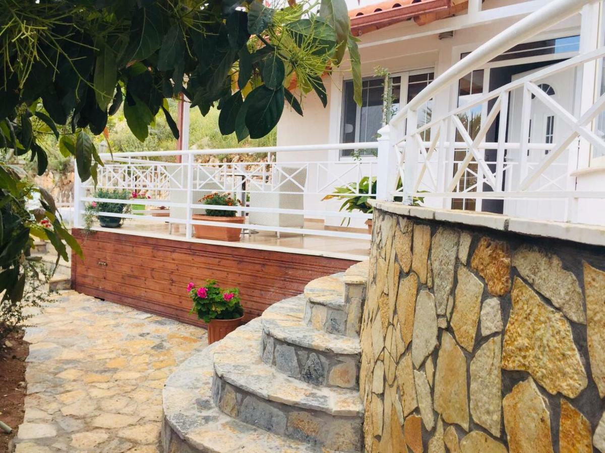 Apartments On The Beach Sarandë 外观 照片