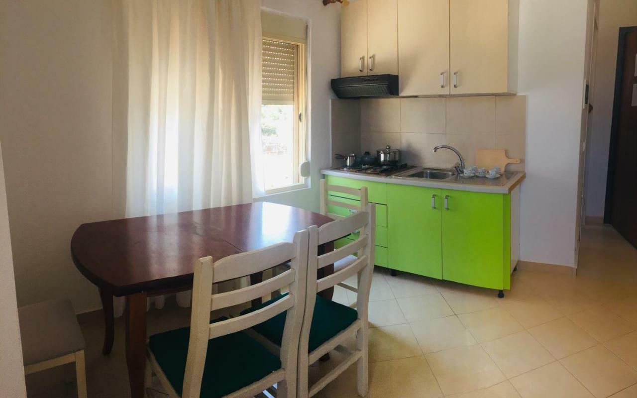 Apartments On The Beach Sarandë 外观 照片